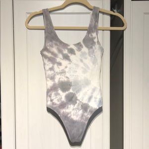 Never worn aritzia bodysuit